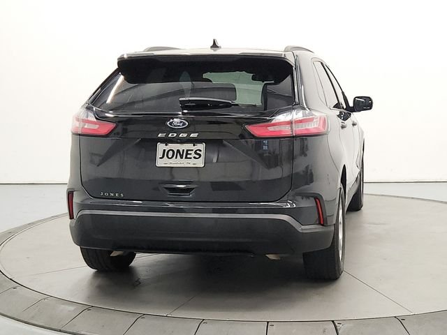 Used 2021 Gray Ford SE image 7