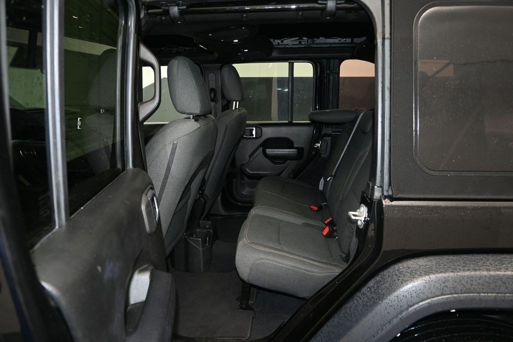 Used 2024 Black Clearcoat Jeep Sport S image 15