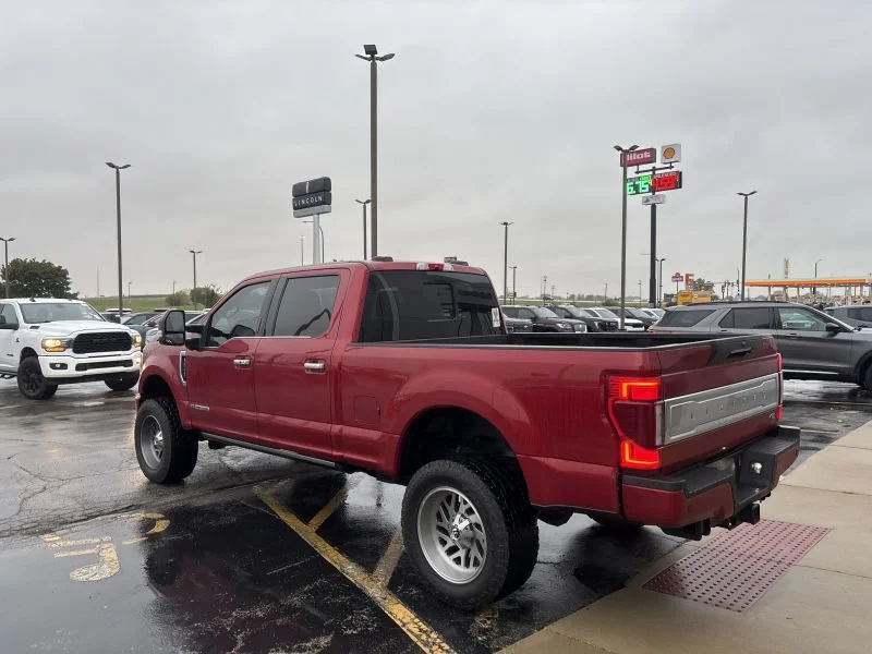 Used 2022 Rapid Red Metallic Tinted Clearcoat Ford Limited image 3