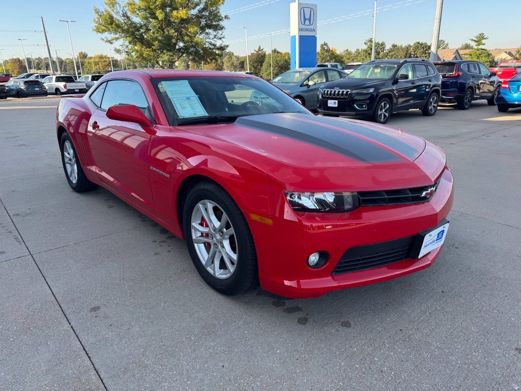 Used 2015 Red Hot Chevrolet 2LS image 3