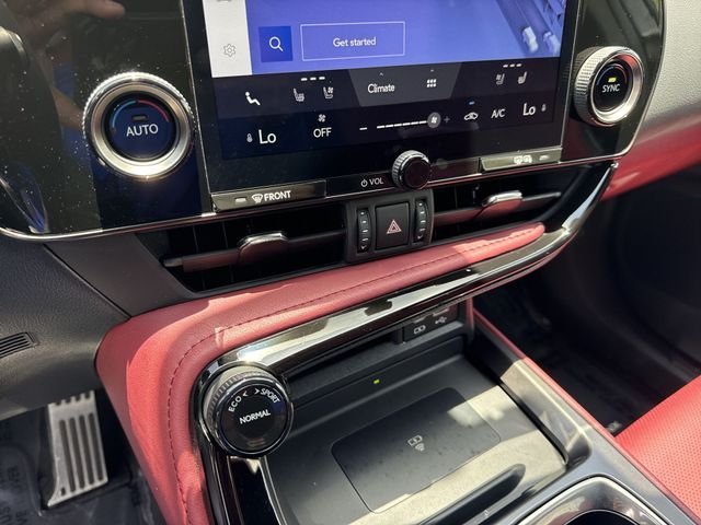 2024 Lexus NX 350 - Photo 19