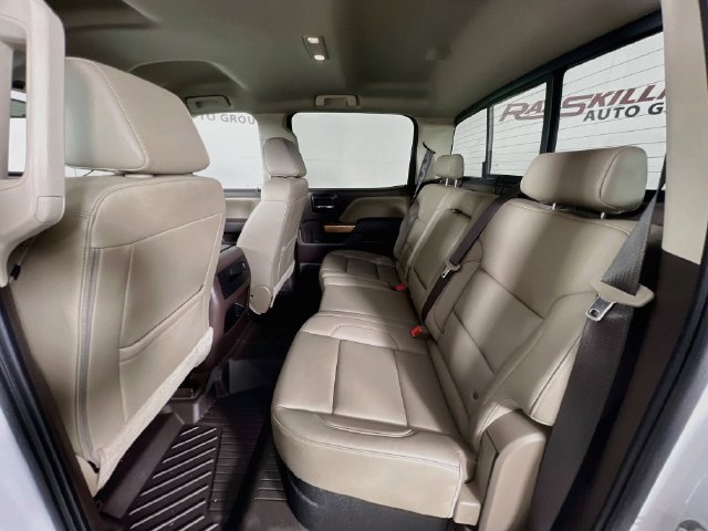 Used 2018 SUMMIT WHITE Chevrolet LTZ image 22