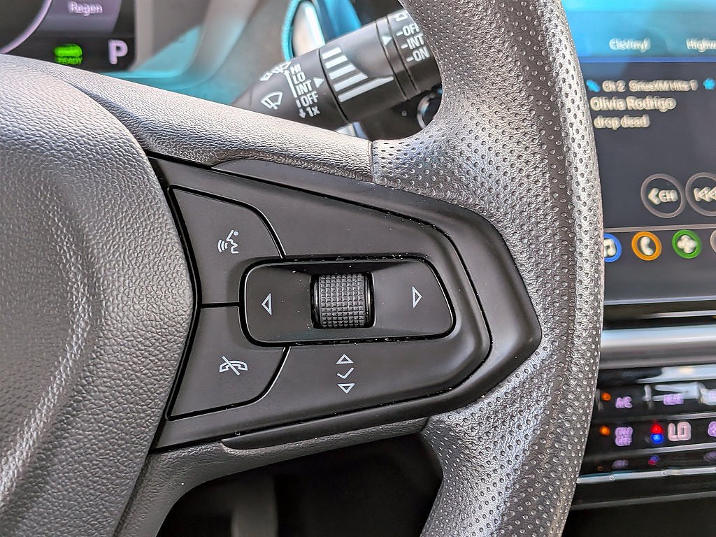 2023 Chevrolet Bolt EV LT - Photo 24