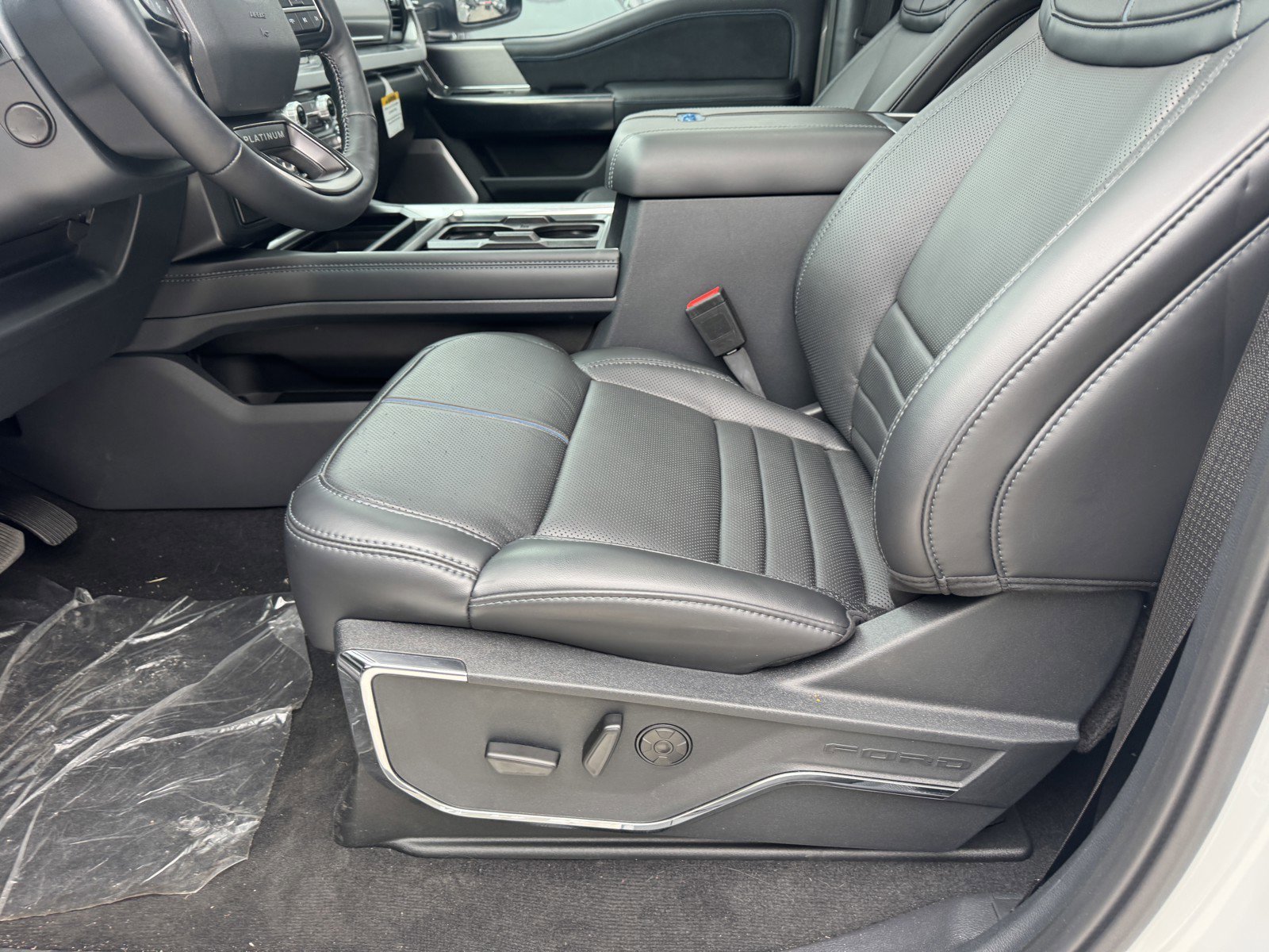 New 2026 Avalanche Ford F-350® Platinum® image 21