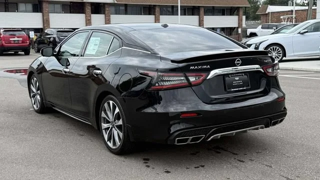 Used 2023 Black Nissan Platinum image 38