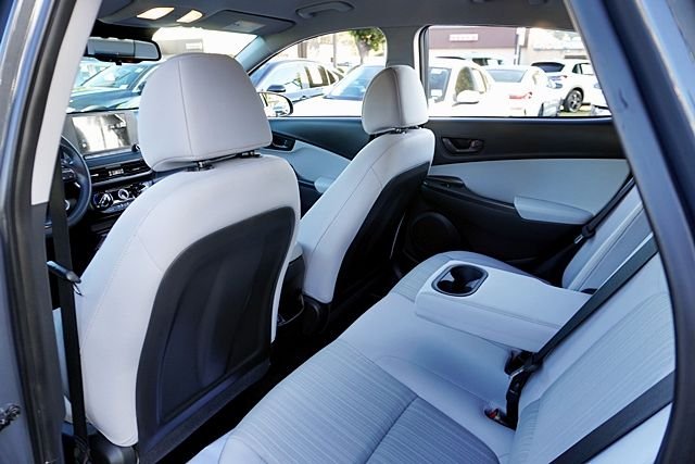 Used 2023 Gray Hyundai SEL image 17