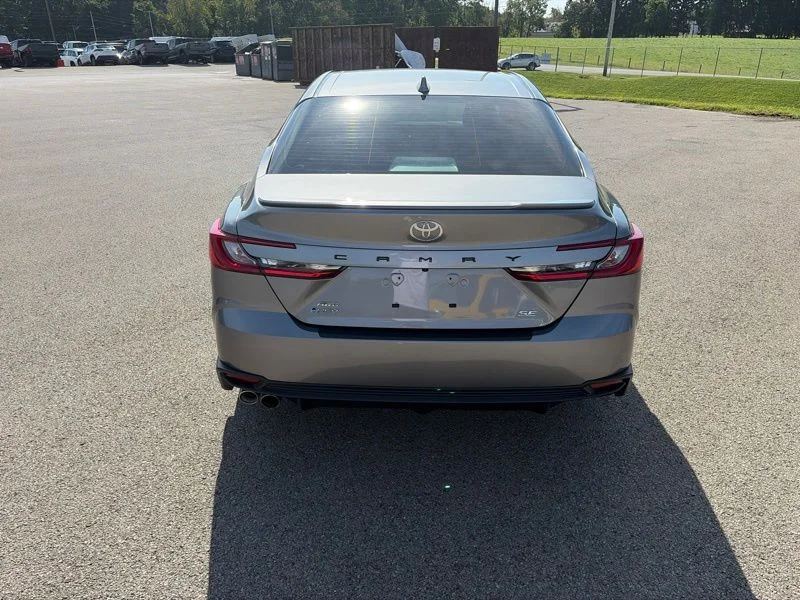 Used 2025  Toyota SE image 4