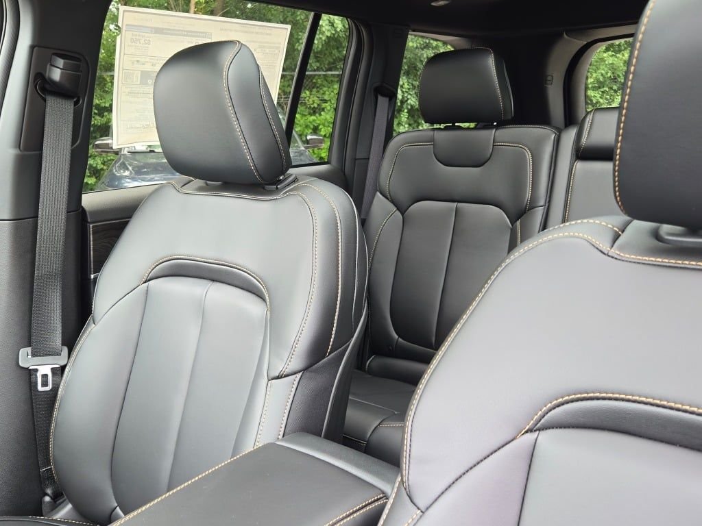 New 2026 Silver Zynith Jeep  image 24