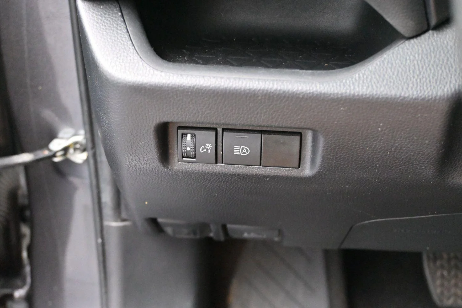 Used 2024 Magnetic Gray Metallic Toyota LE image 26