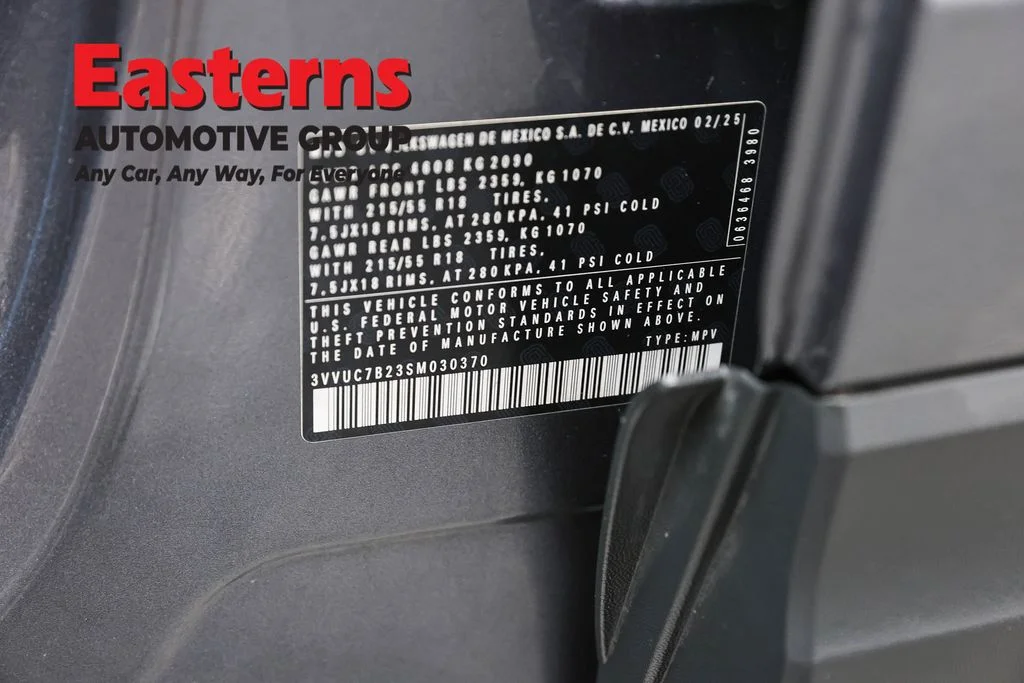 Used 2025 Gray Volkswagen 1.5T SE image 34