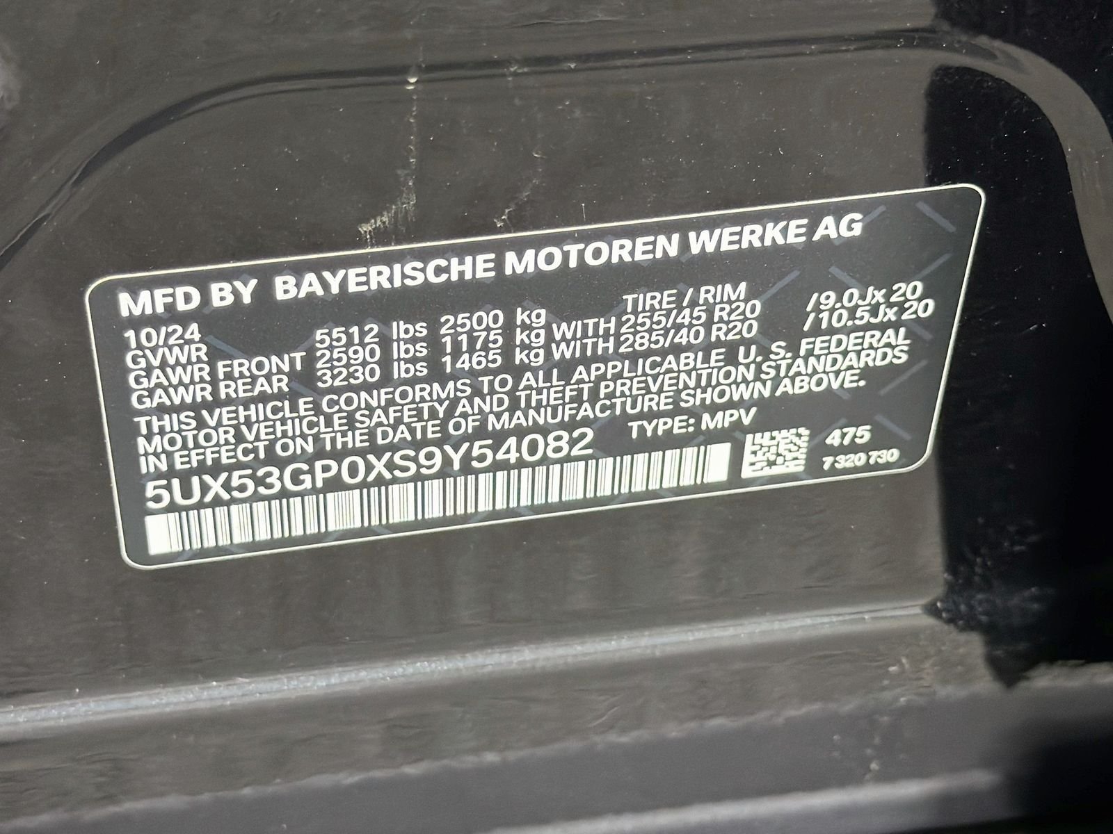 Certified Used 2025 Black Sapphire Metallic BMW 30 xDrive image 31