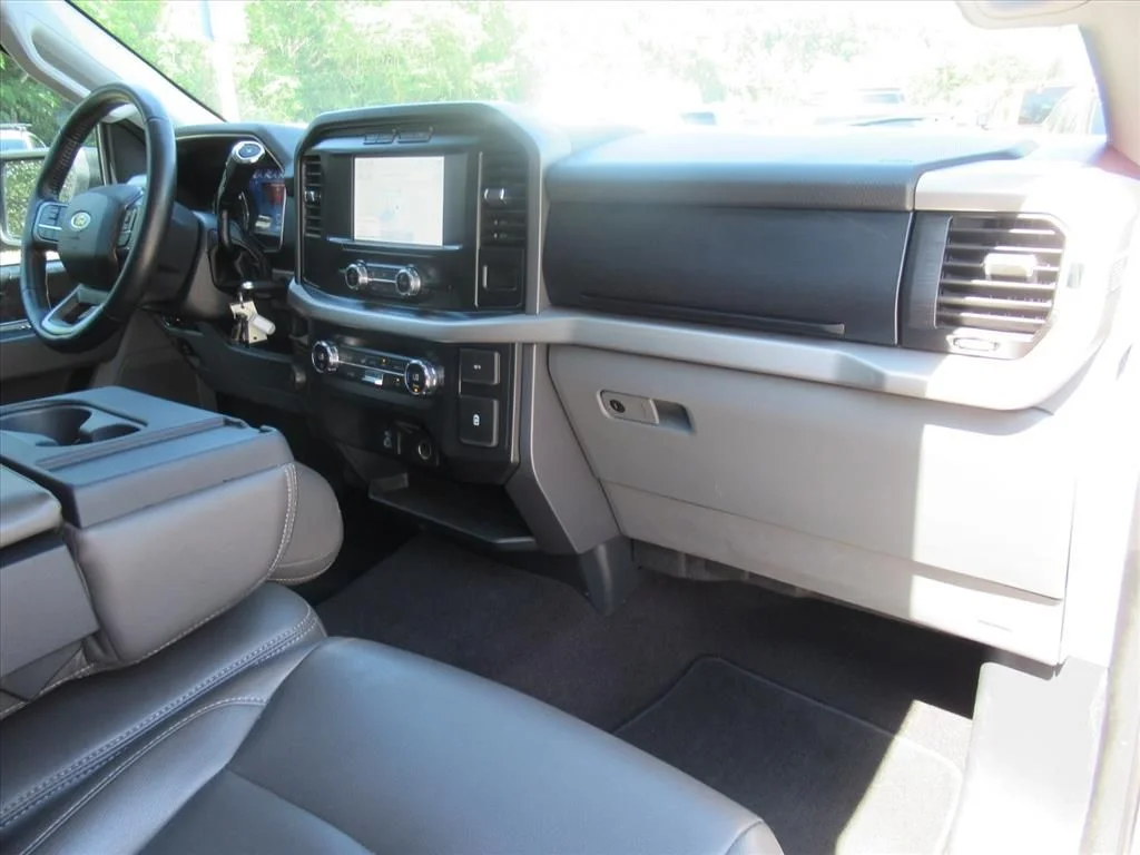 Used 2021 Gray Ford XLT image 11