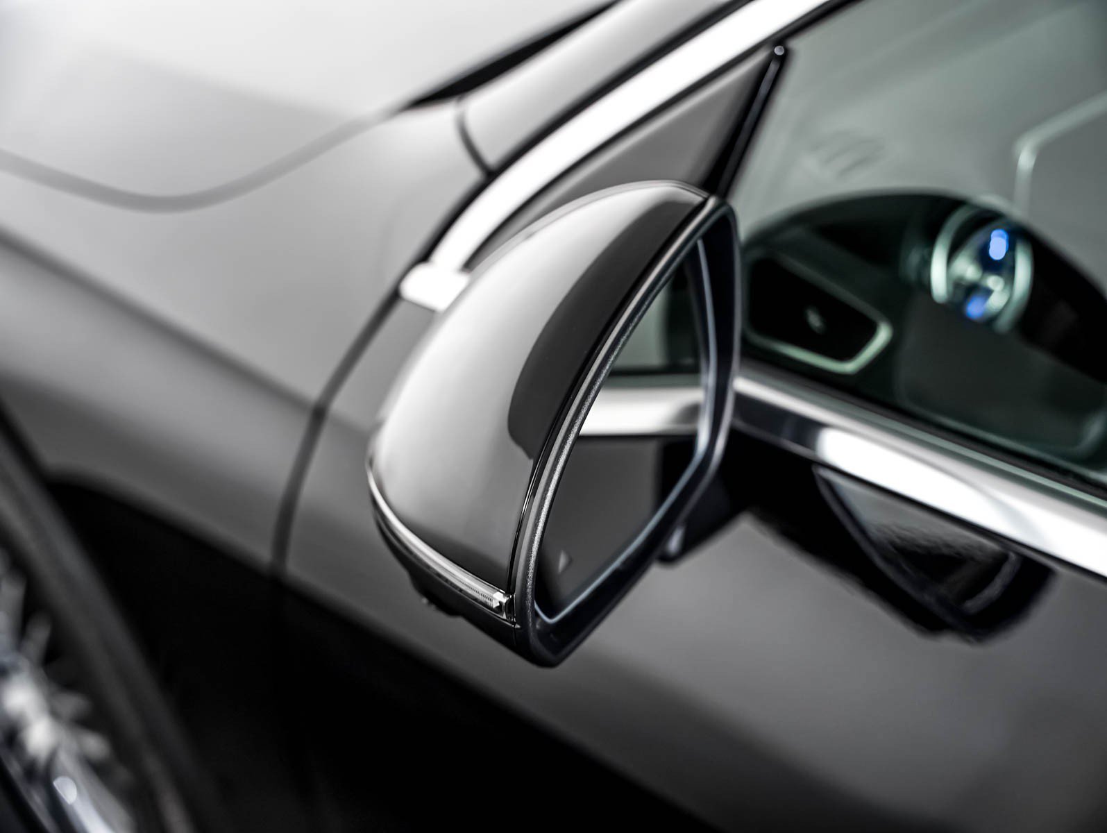 New 2026 Black Mercedes-Benz GLC 300 image 22