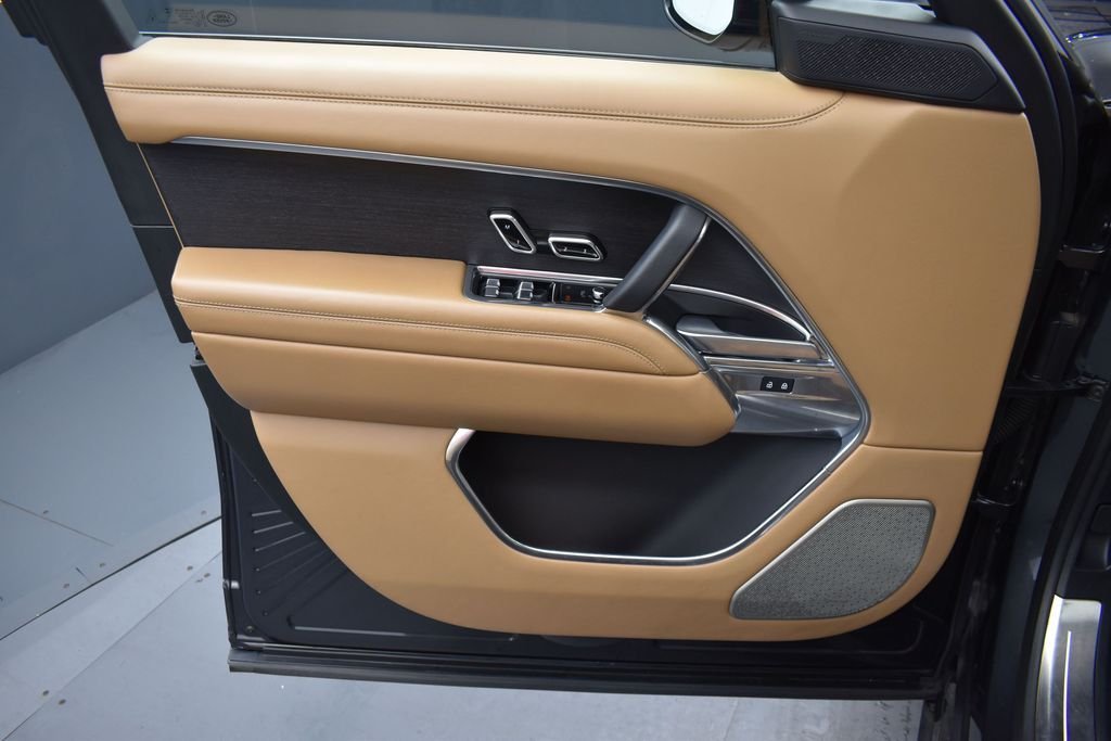 Used 2024 Black Land Rover Autobiography image 10