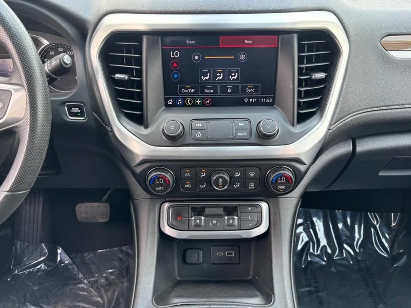 2021 GMC Acadia SLE - Photo 15