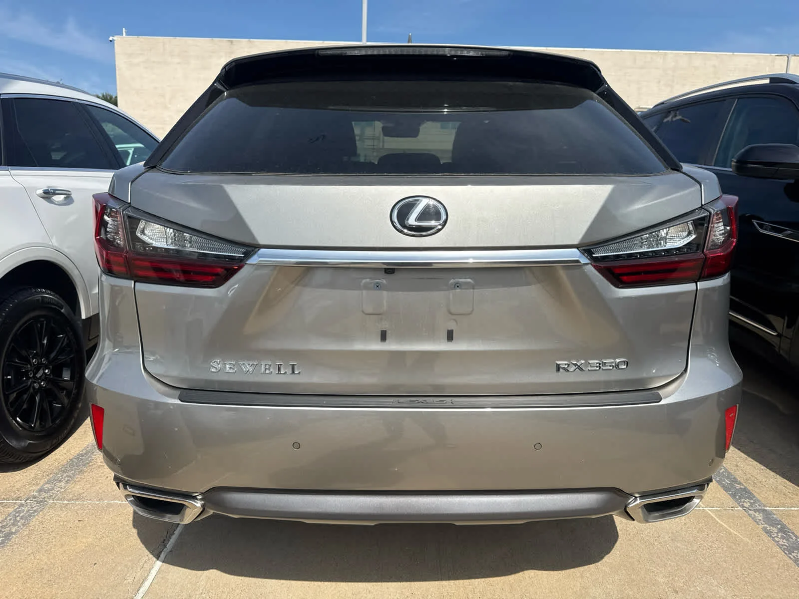 Certified Used 2019 Atomic Silver Lexus  image 6