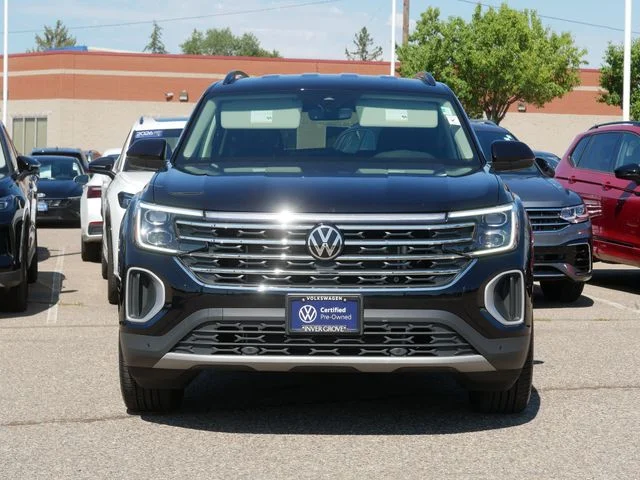 Certified 2026 Volkswagen Atlas SE w/Tech with VIN 1V2HN2CA2TC521212 for sale in Inver Grove Heights, Minnesota