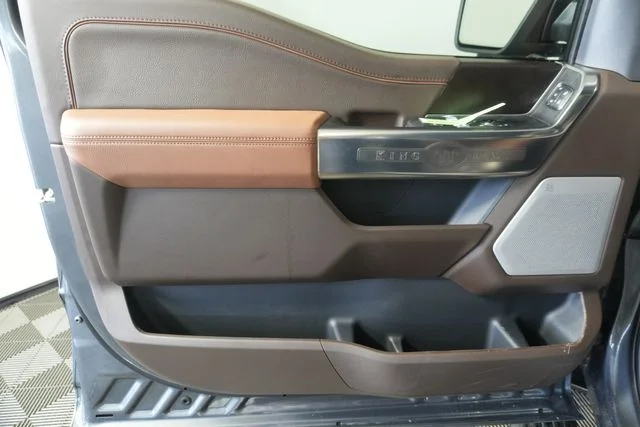 New 2026 Carbonized Gray Metallic Ford King Ranch® image 29