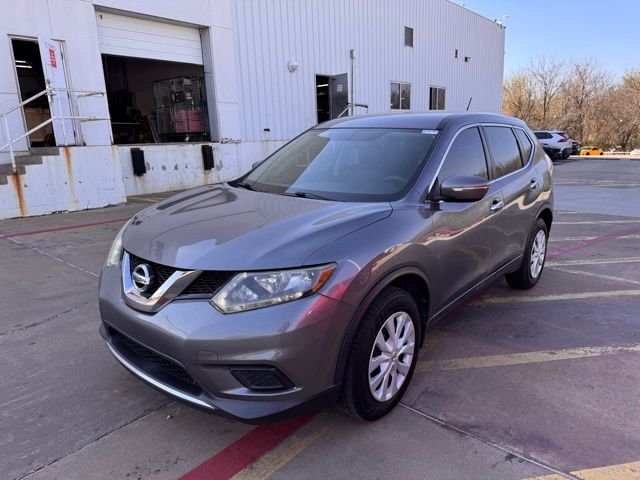 Used 2015 Nissan Rogue S with VIN 5N1AT2MV8FC920233 for sale in Midwest City, OK