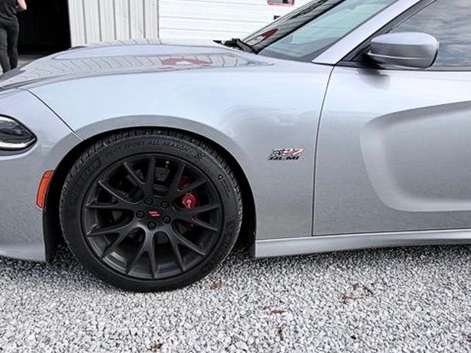 Used 2016 Silver Dodge R/T Scat Pack image 3