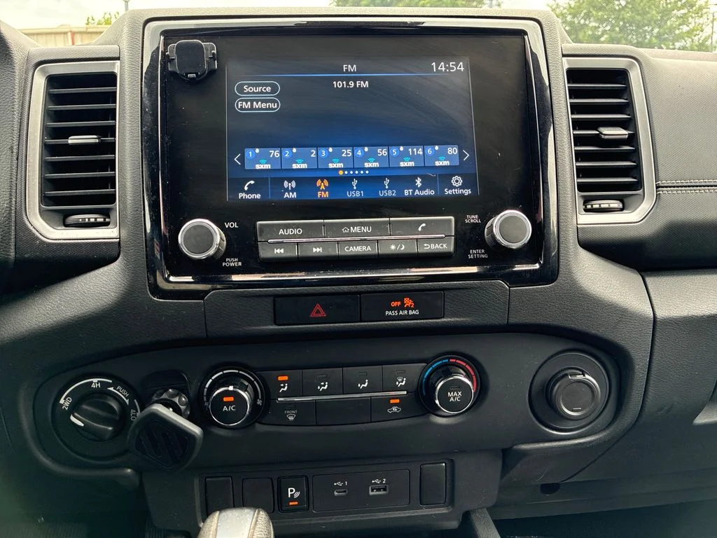 Used 2022 Blue Nissan SV image 16