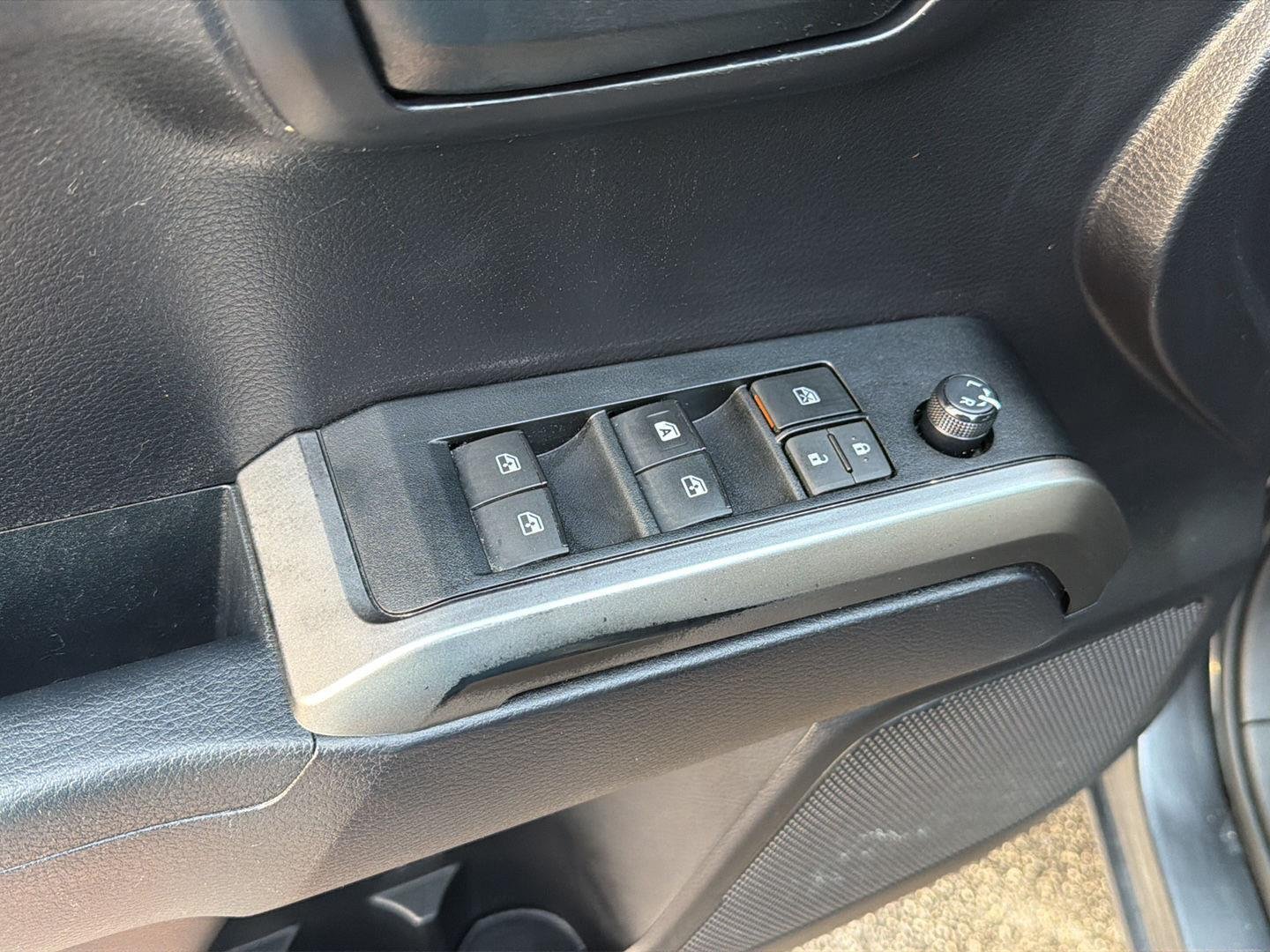 Used 2020 Magnetic Gray Metallic Toyota SR5 V6 image 30