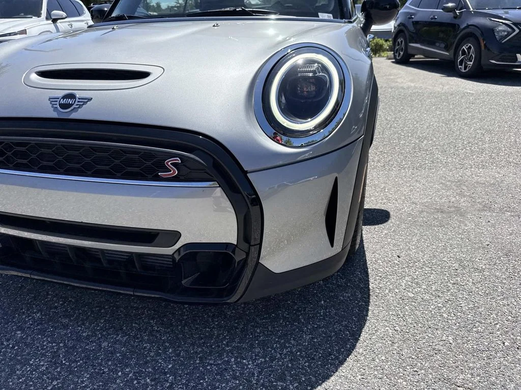 Used 2024 Silver MINI Classic image 9