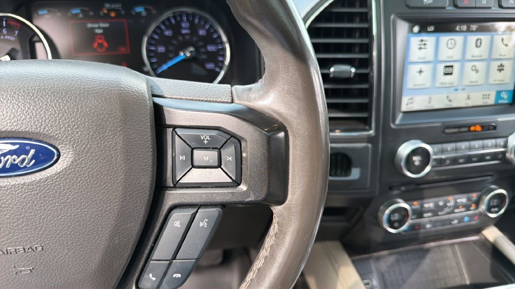 Used 2018 White Ford Limited image 24