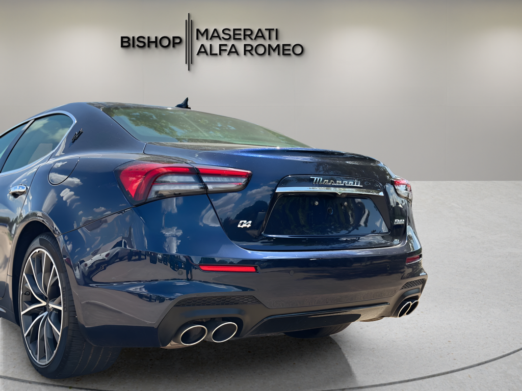 Used 2023 Blue Maserati Modena Q4 image 4