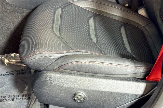 New 2026 MANUFAKTUR Alpine Grey Mercedes-Benz AMG® GLC 43 image 47
