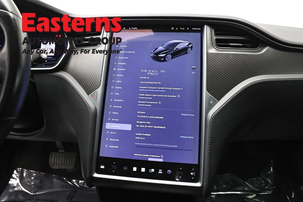 Used 2018 Black Tesla 75D image 12
