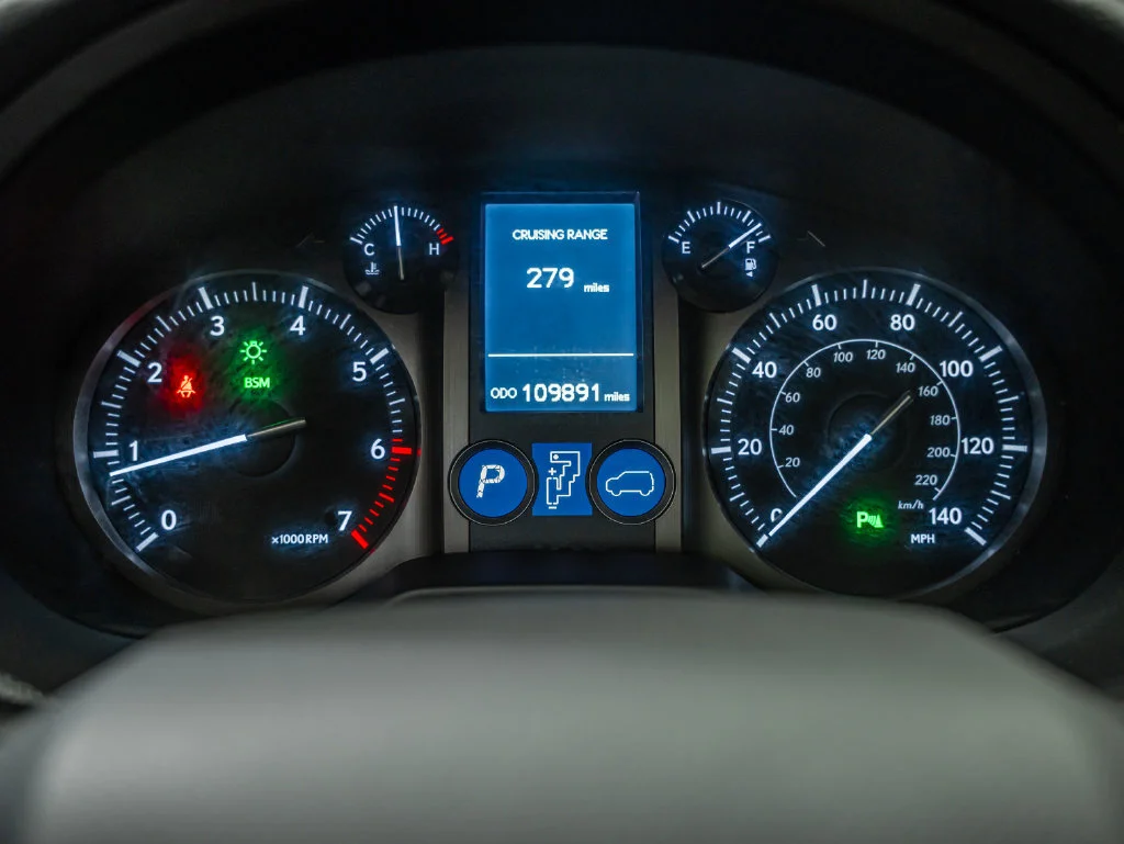 Used 2016 Gray Pearl Lexus 460 image 22