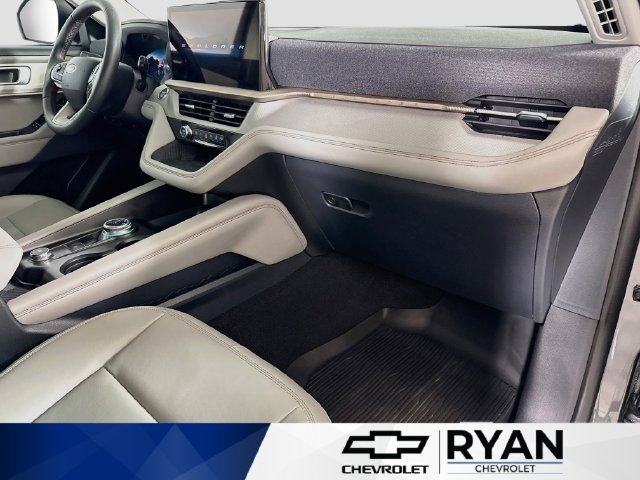 Used 2026 Charcoal Ford Active w/100A Pkg image 30