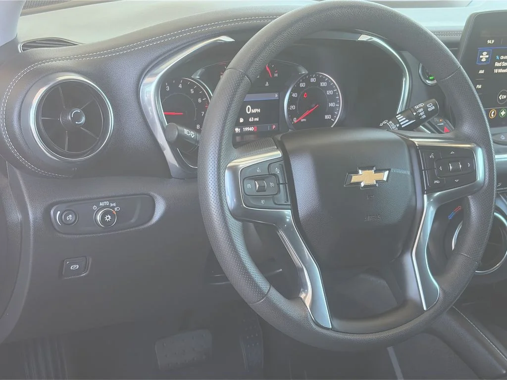 Used 2024 Gray Chevrolet LT image 18