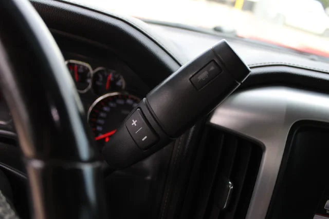 Used 2014 FIRE RED GMC SLE image 9