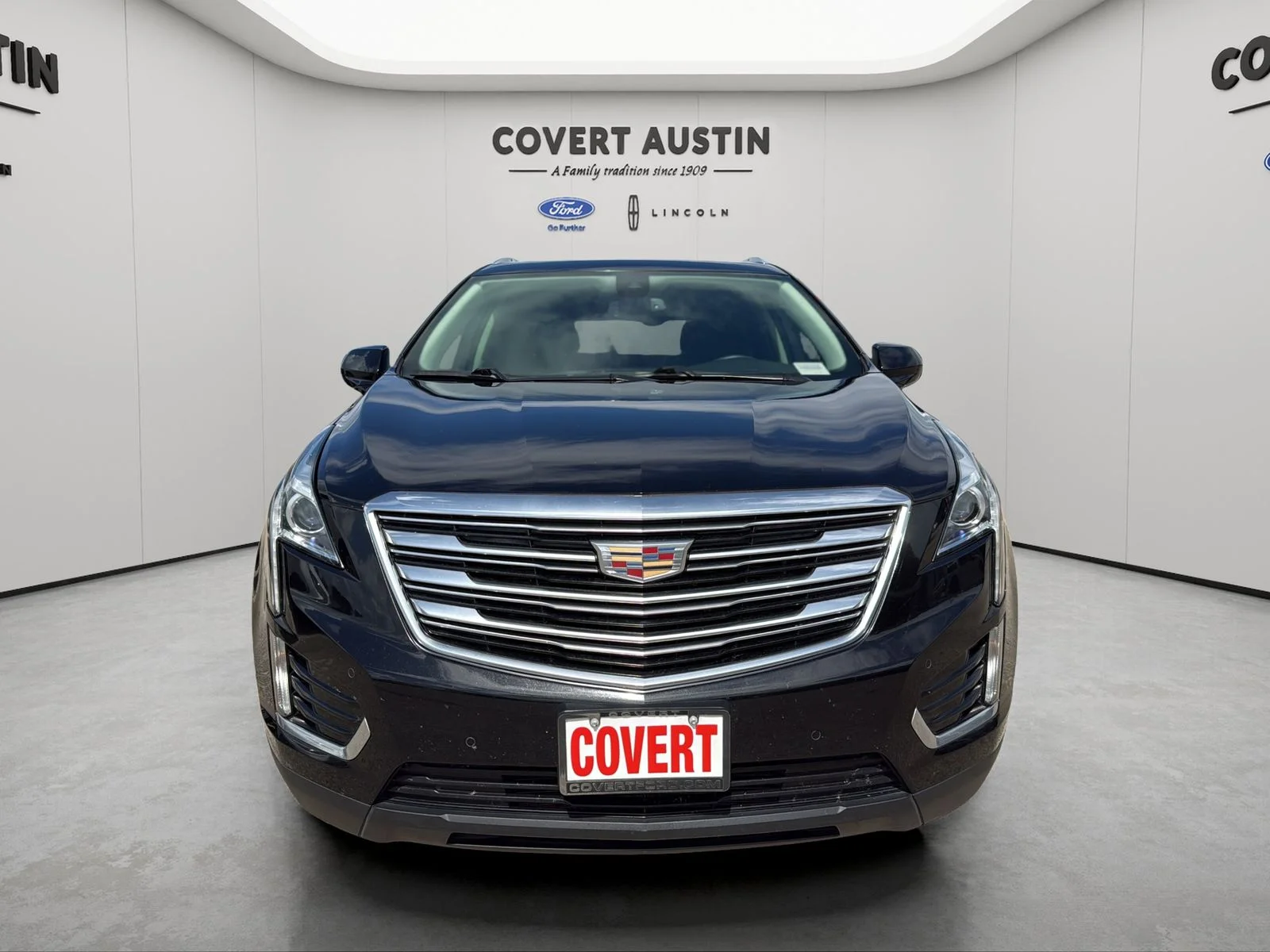 Used 2017 Black Cadillac Luxury image 7