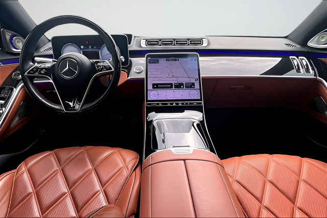 Used 2024 Brown Mercedes-Benz Maybach S 580 image 4