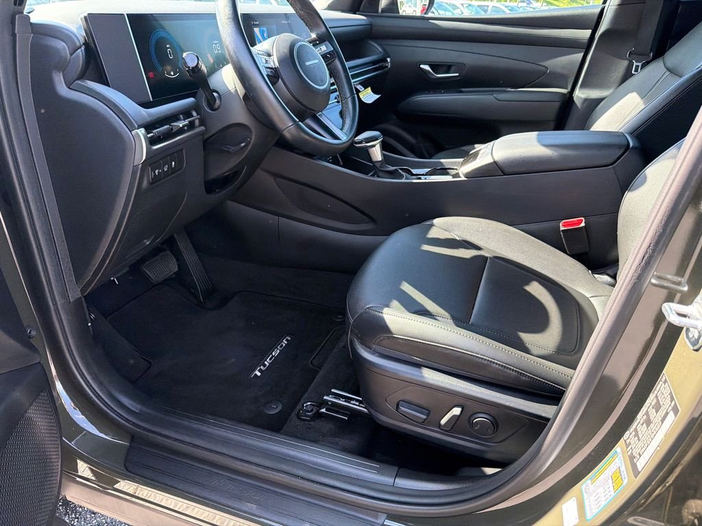Certified Used 2025 Green Hyundai XRT image 9