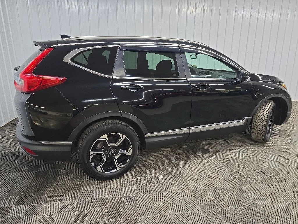 Used 2018 Black Honda Touring image 3