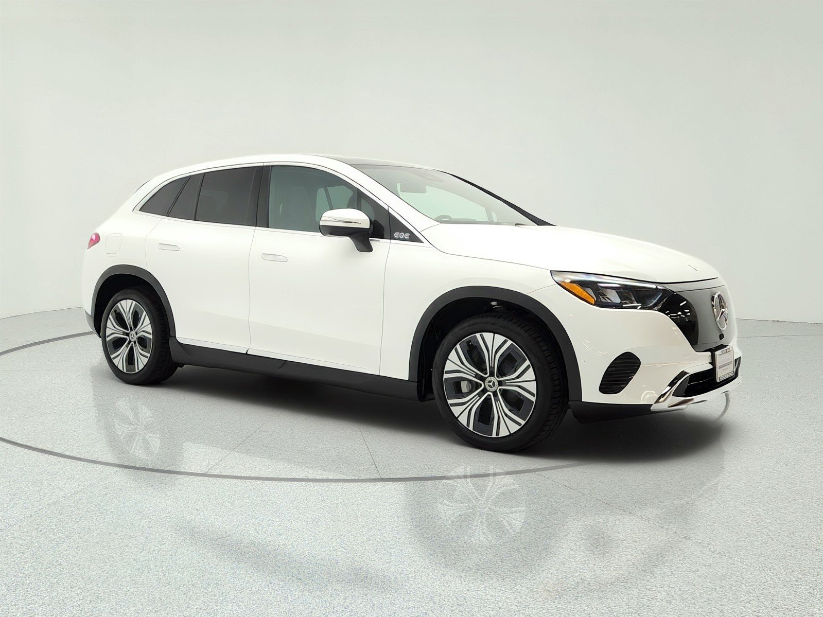 Certified Used 2026 Polar White Mercedes-Benz EQE 320 4MATIC® SUV image 3