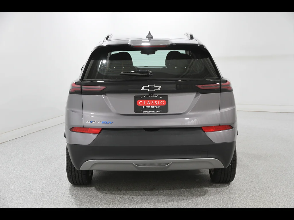Used 2023 Gray Ghost Metallic Chevrolet LT image 22