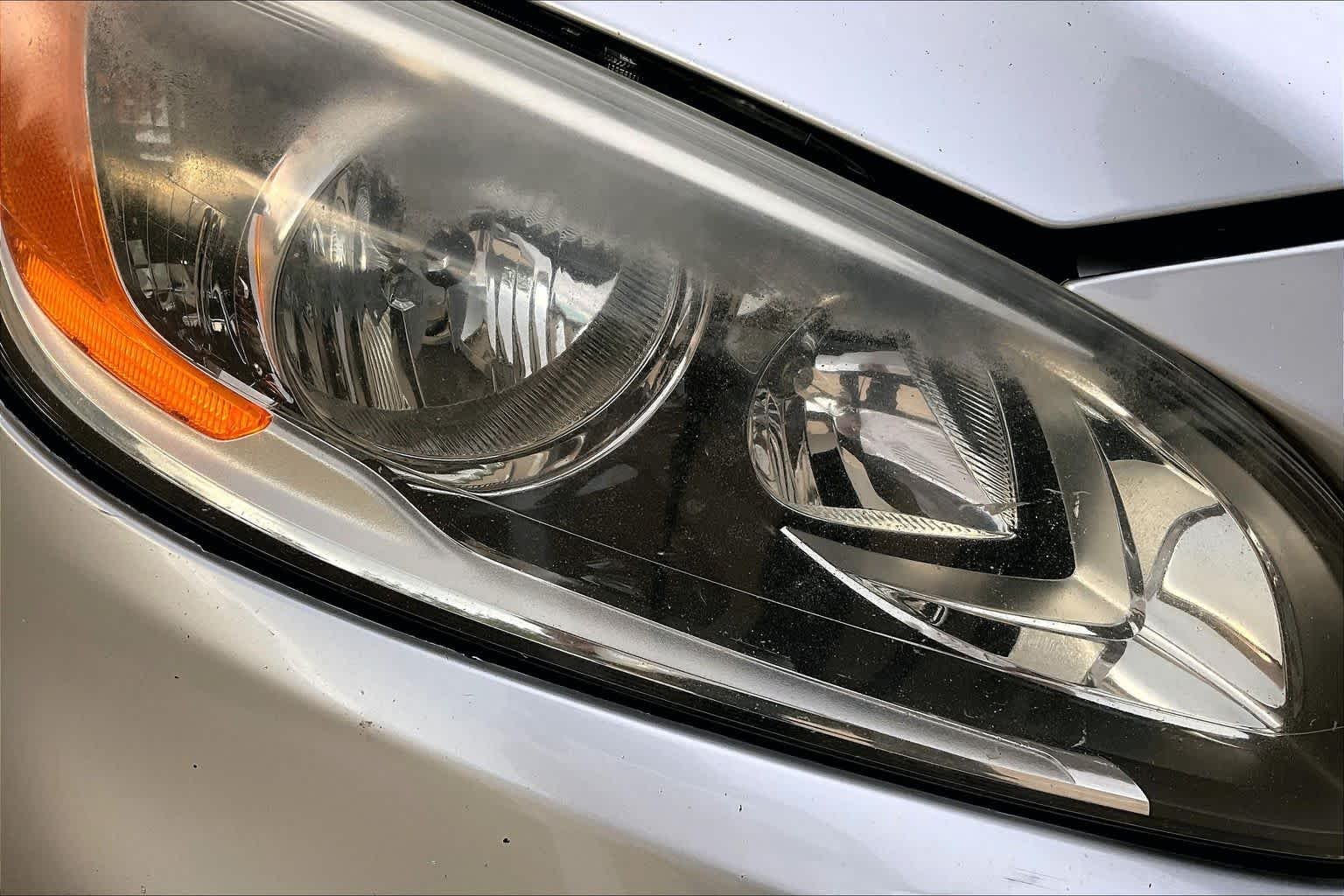 Used 2014 Bright Silver Metallic Volvo T6 image 26