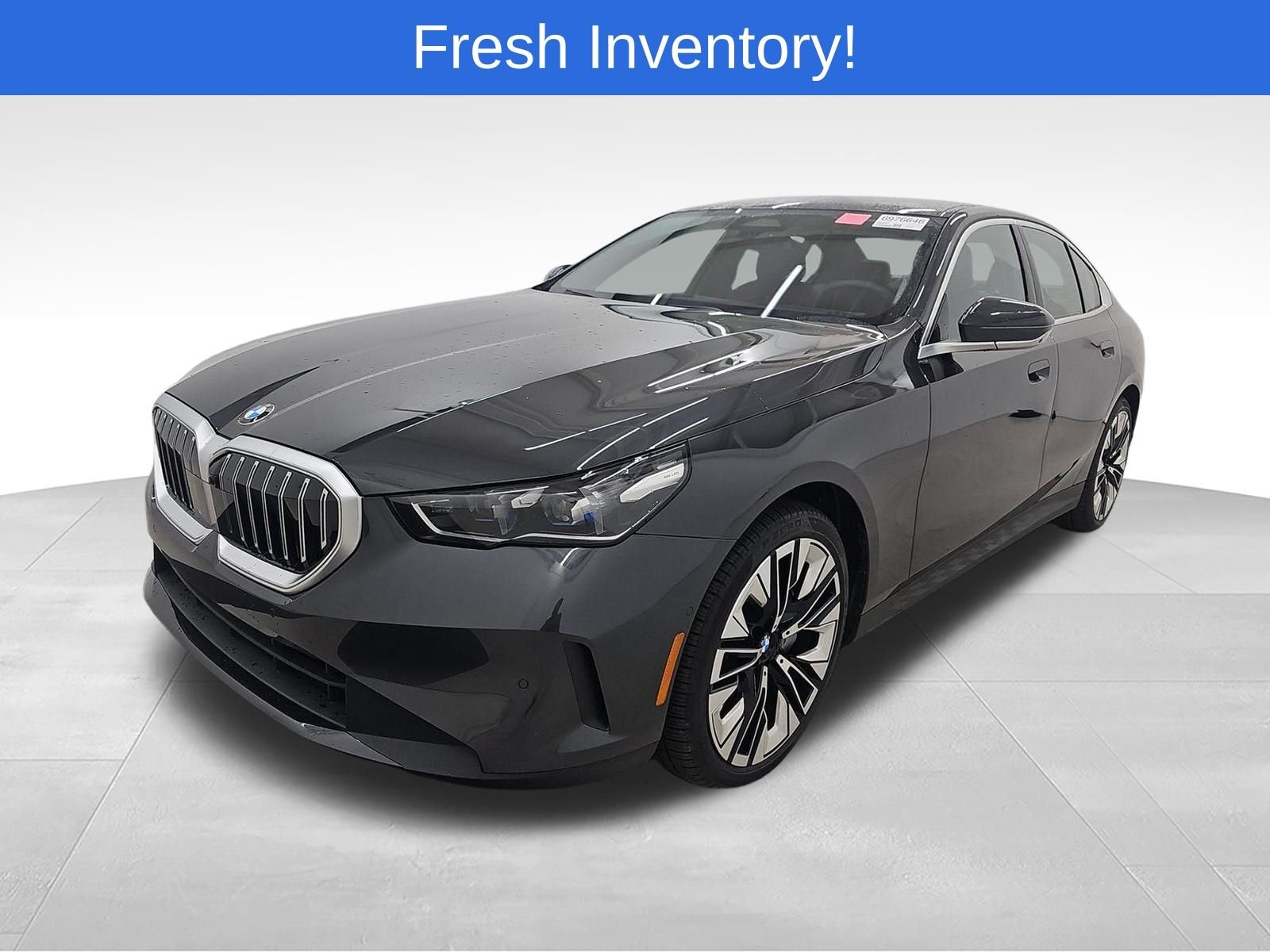 Certified Used 2026 Dark Graphite Metallic BMW 540i xDrive image 15