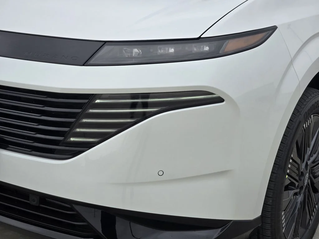 New 2026 Everest White Pearl TriCoat Nissan Platinum image 7