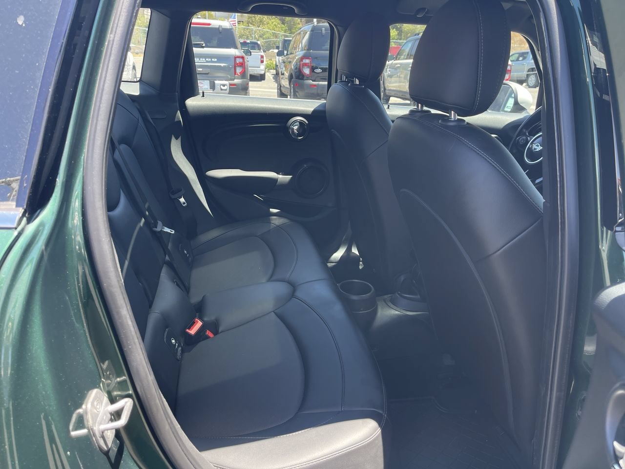 Used 2019 British Racing Green MINI Oxford Edition image 17