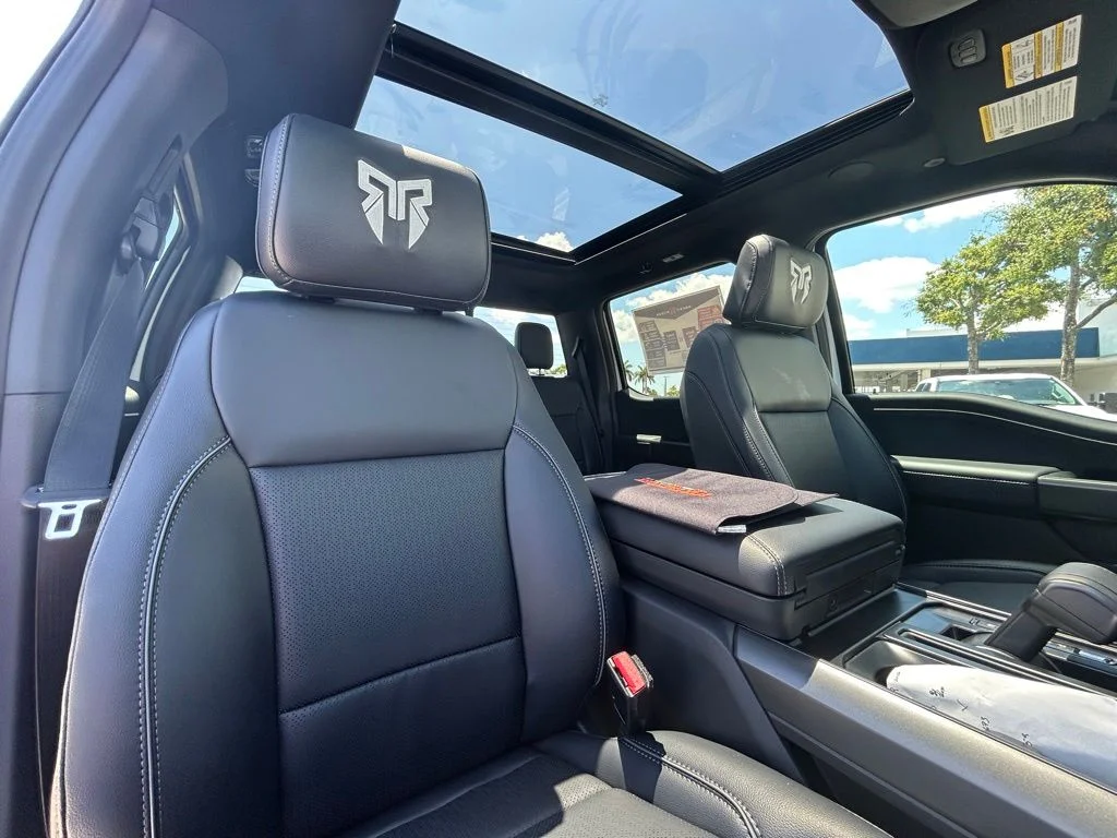 New 2026 Oxford White Ford Lariat image 34