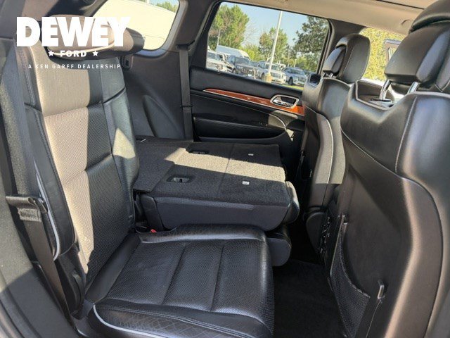 Used 2011 Mineral Gray Clearcoat Metallic Jeep Overland image 33