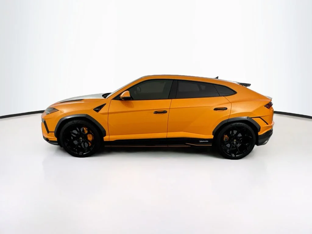 Used 2023 Arancio Borealis Metallic Lamborghini Performante image 8