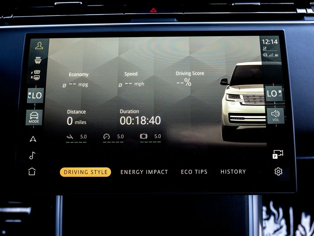 Certified Used 2025 Black Land Rover SE image 27