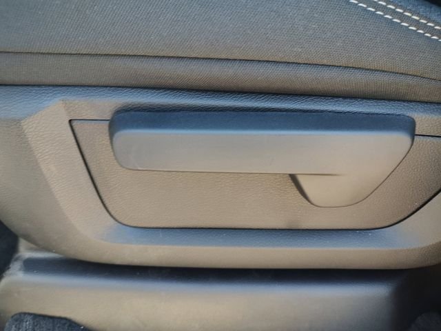 New 2026 Bright White Clear-Coat Exterior Paint RAM Tradesman image 29